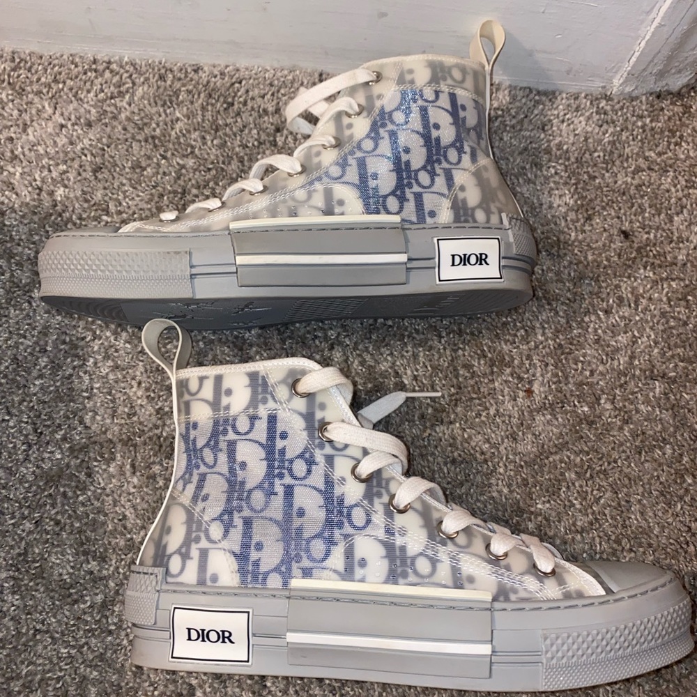 USED ONLY ONCE DIOR HIGH TOP SNEAKERS (RETAIL $1,300 with TAXES ) Obo - Picture 2 of 3